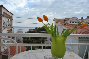 Отель Apartmani Dalmadino  Макарска 